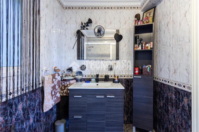 Foto 60c0f657-d8d9-4fe2-8f33-1283c1fd83ae. Casa pareada casa en venta en vélezmálaga en Centro Histórico Vélez - Málaga