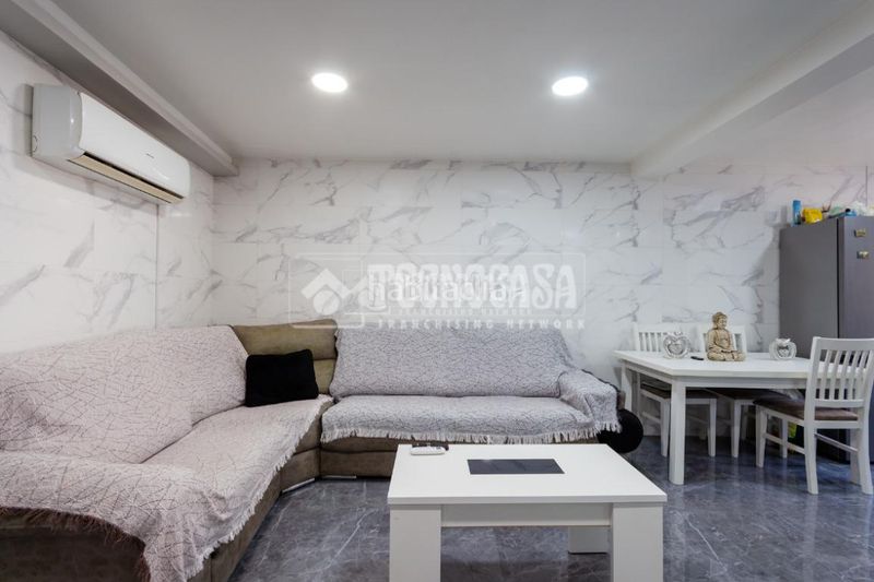 Foto d255d190-a33b-479f-9445-556d3df1edfe. Casa a Centro Histórico Vélez - Málaga