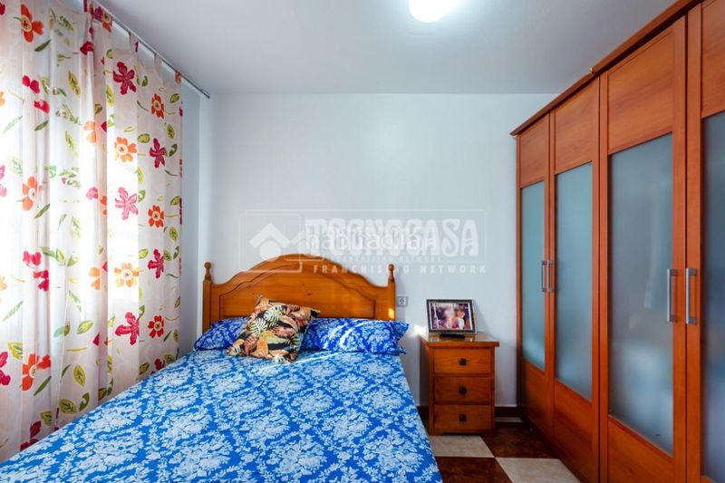 Foto b0da6717-40f4-42e8-ab04-e8466a5bac81. Casa a Centro Histórico Vélez - Málaga