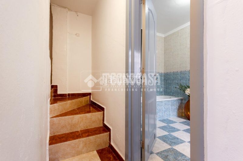 Foto e56a1105-003a-4951-bd4f-5f715aa48331. Casa a Centro Histórico Vélez - Málaga