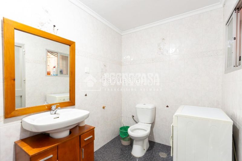 Foto 0b39b954-880b-4857-a253-bd96720e626e. Casa aparellada a Centro Histórico Vélez - Málaga