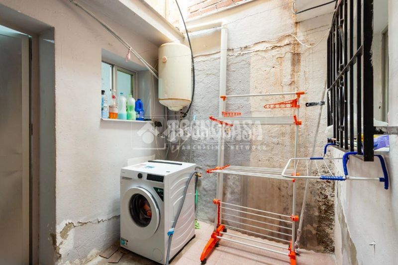 Foto 6a4836be-6c3f-4cac-8254-f17f8386e311. Casa aparellada a Centro Histórico Vélez - Málaga