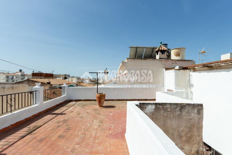 Foto a315bc4a-5dbc-4a80-8ee7-2a6d8594e261. Casa aparellada a Norte - Barrio del Pilar - El Reñidero Vélez - Málaga