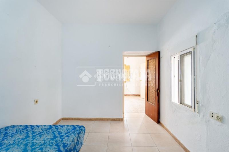 Foto d9d42d28-f69e-419e-91c2-84406e40a6a0. Casa aparellada a Norte - Barrio del Pilar - El Reñidero Vélez - Málaga