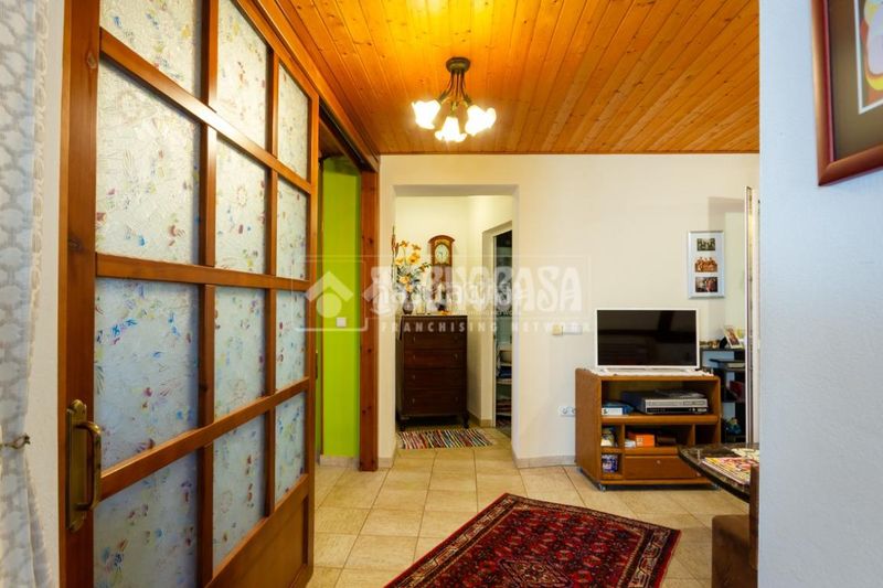 Foto 2e5d44f3-3901-45d1-9ecc-9af15a08dbae. Casa aparellada amb calefacció a Centro Histórico Vélez - Málaga