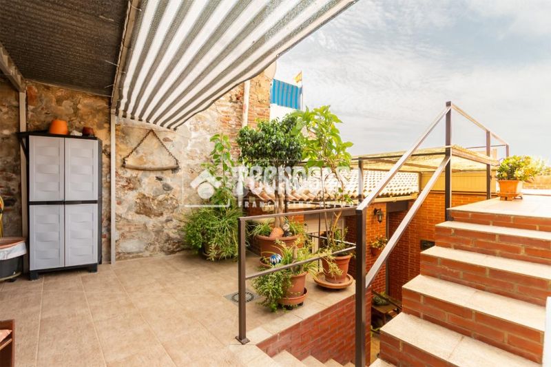 Foto 7c769ade-3f4b-44a9-b754-241d33c34fc0. Casa aparellada amb calefacció a Centro Histórico Vélez - Málaga