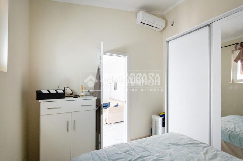 Foto 2154ca32-6aea-46ae-9e63-5457ec99f5c8. Casa aparellada a Centro Histórico Vélez - Málaga