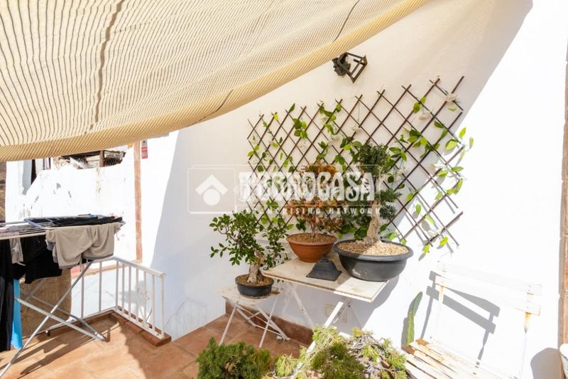 Foto 25d16ff6-b311-4264-a119-3ba289b68097. Casa aparellada a Centro Histórico Vélez - Málaga