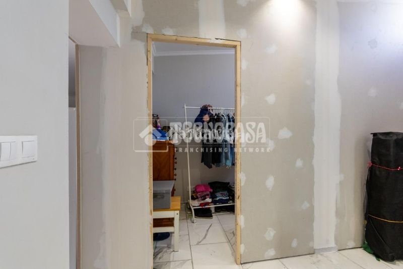 Foto 7f8c16ad-c323-449c-a160-fc3be4dd1b1a. Casa aparellada a Centro Histórico Vélez - Málaga