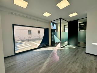 Location Bureau  Rambleta del pare alegre. Oficina coworking al centre a estrenar