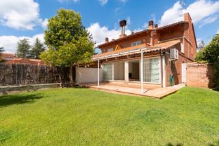 Location Maison  Carrer de la cova simanya