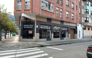 Local commercial à Avenida méjico 8