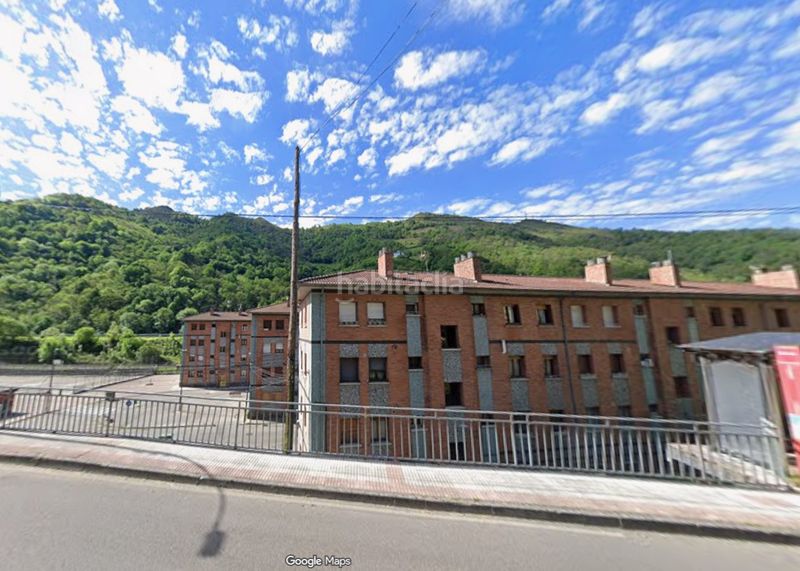 Foto d85f7ccf-e819-424c-b272-ff25798c8472. Pis a barrio santa bárbara 12 a Aller