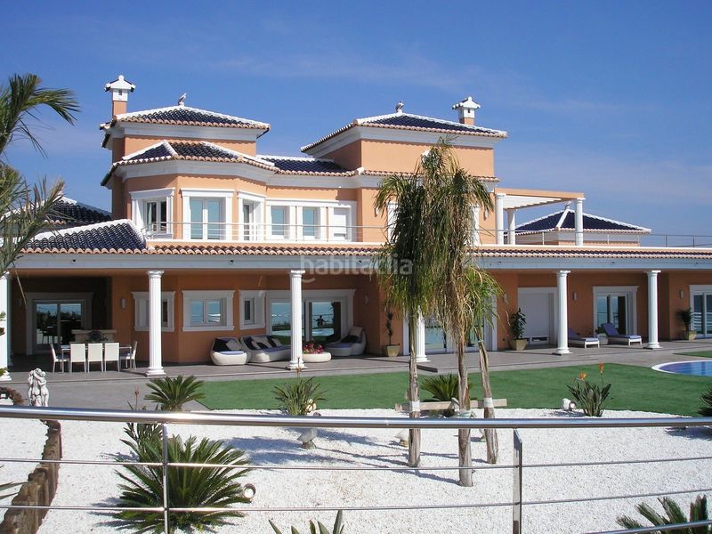 Foto 17e93aed-39c0-48b5-9c57-0a7680935b40. Chalet mit heizung parking pool in El Portet-Pla del Mar Moraira