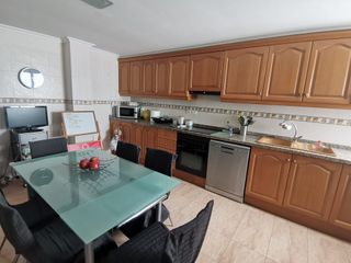 Ático en Benidoleig. Ático con 3 habitaciones con ascensor, parking, piscina, calefac