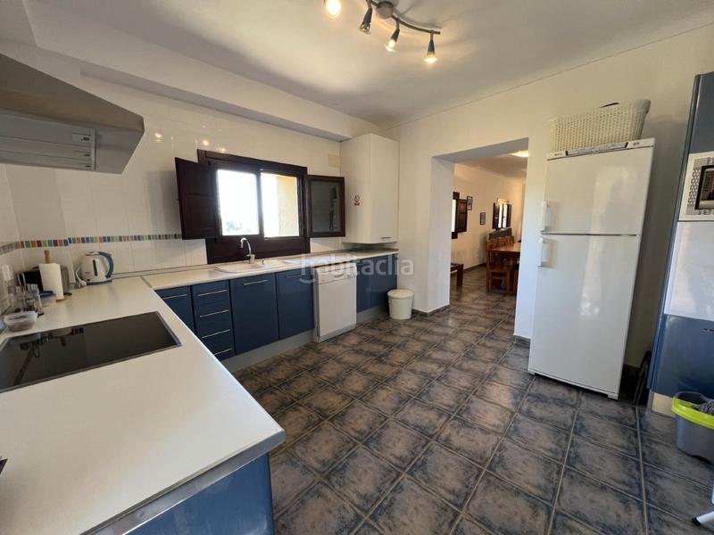 Foto 727bf2c2-9be5-4cf9-a9e7-2bd874dee46f. Casale con parcheggio piscina in Ibi