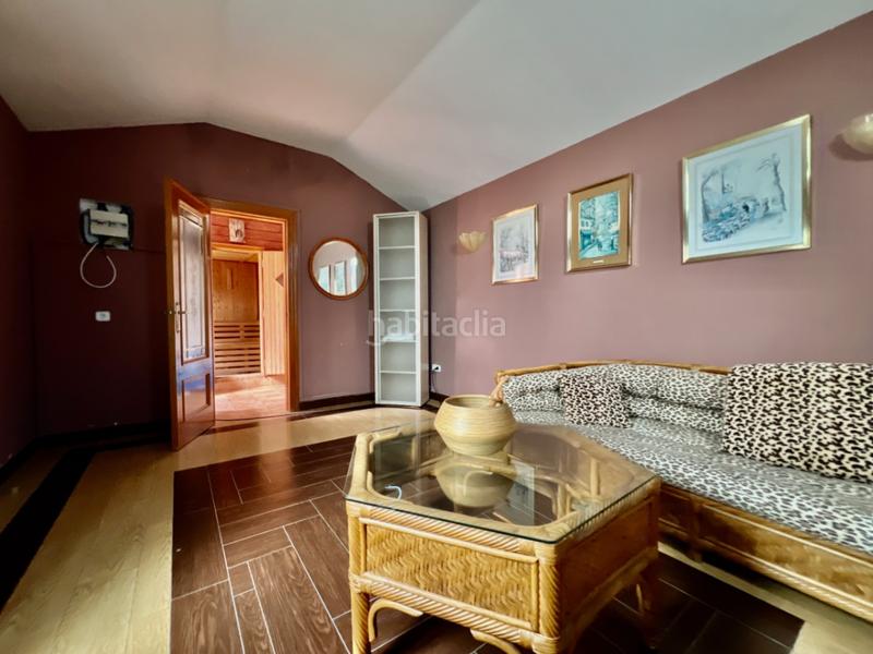 Foto 0872fb48-efcf-4351-bd0d-d98435933b05. Chalet mit heizung parking pool in Las Rotas / Les Rotes Dénia