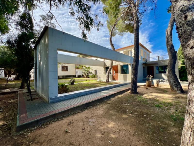 Foto 61108d0a-48d8-4996-8acd-a8d61e150958. Chalet mit heizung parking pool in Las Rotas / Les Rotes Dénia