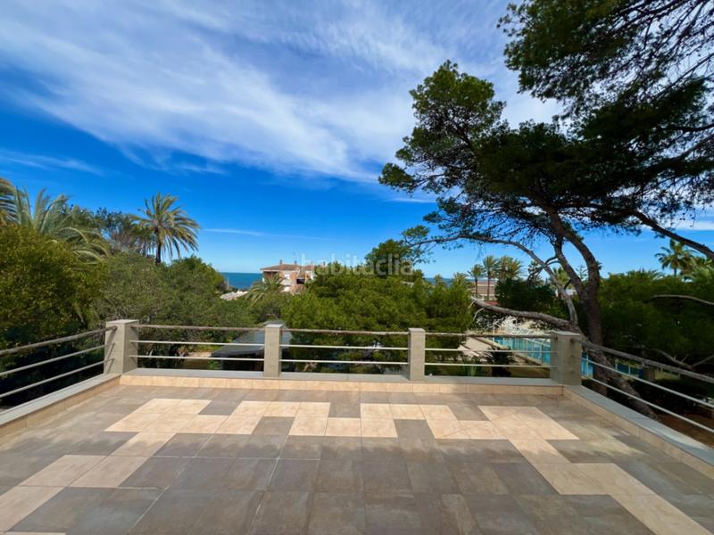 Foto a22db196-6c1d-4363-aa39-b4a2a5a46dea. Chalet mit heizung parking pool in Las Rotas / Les Rotes Dénia