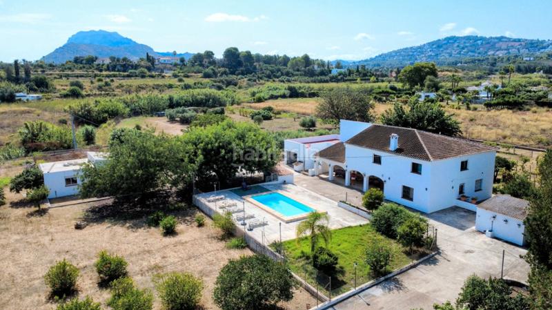 Foto 31de343c-1107-4db4-82fc-8c68603b6cca. Country house with heating parking pool in La Xara-La Sella Dénia