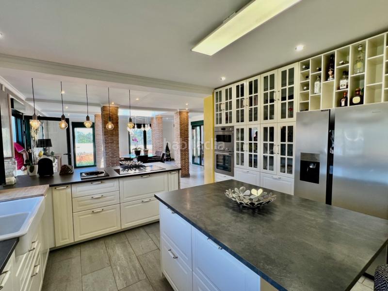 Foto 3d13114e-0dbe-42fd-882a-35fa59e72772. Xalet amb calefacció aparcament piscina a Pedreguer