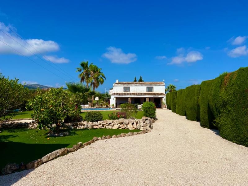 Foto d50c8552-3ccd-4b99-b0da-9d5a4d734b4b. Chalet en Partida Comunes-Adsubia Xàbia