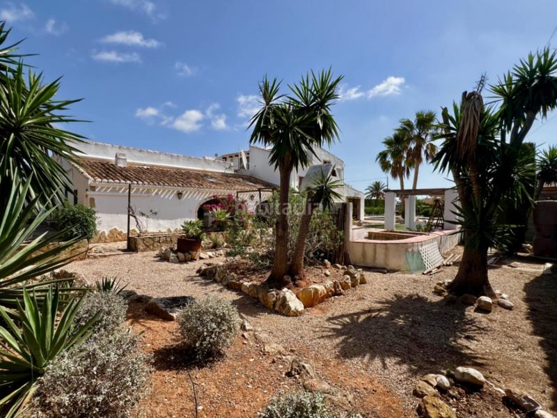 Foto 45655d06-20d9-44cd-aae2-8ffce3160a57. Chalet con riscaldamento parcheggio piscina in Partida Comunes-Adsubia Xàbia