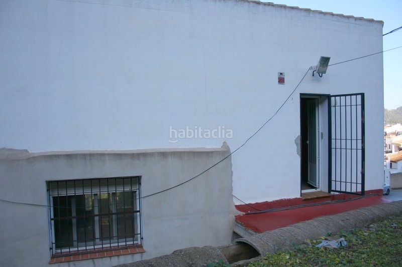 Foto d3a1f4df-ccf9-4b2a-80ac-7945046d1dbf. Local comercial en Pedreguer