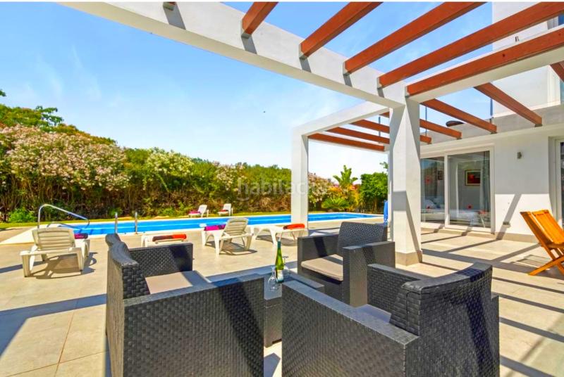 Foto 0fff9db8-7ccd-4b56-862a-6630babf30bb. Chalet mit heizung parking pool in Centro Ciudad Xàbia