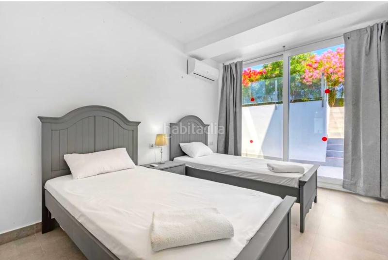 Foto 10b35363-f7d9-4158-8731-96697a552014. Chalet with heating parking pool in Centro Ciudad Xàbia