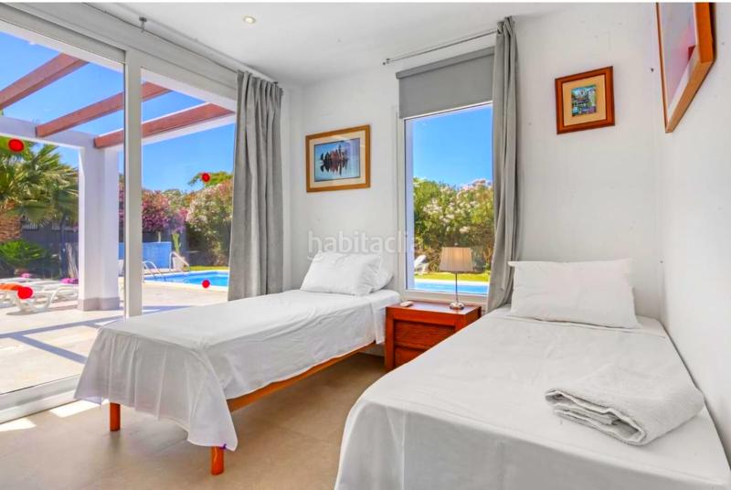 Foto d7d2fbc1-4dad-4047-86f0-30d65f5ba6d0. Chalet with heating parking pool in Centro Ciudad Xàbia