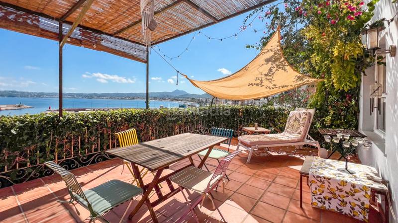 Foto 835fc667-2d0e-4a50-883a-ccd0e9de484d. Chalet con riscaldamento parcheggio piscina in Puerto Xàbia