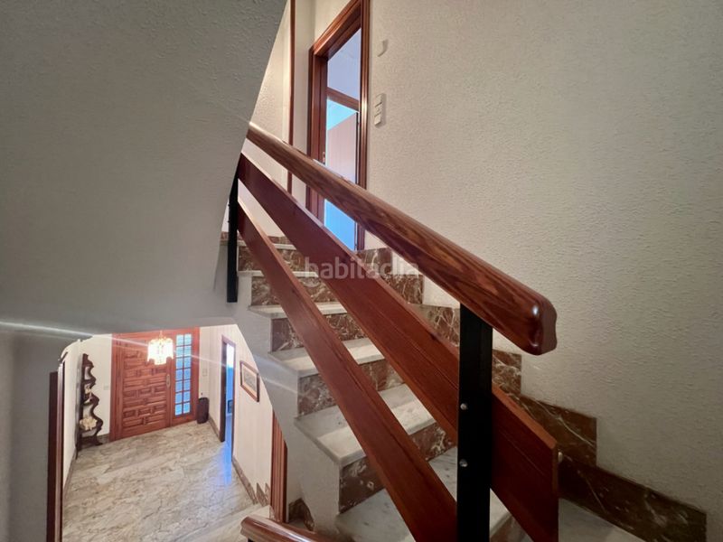 Foto 52d9959b-4116-4b05-81e2-bd4c890a67b8. Casa amb calefacció aparcament a Centro Pedreguer