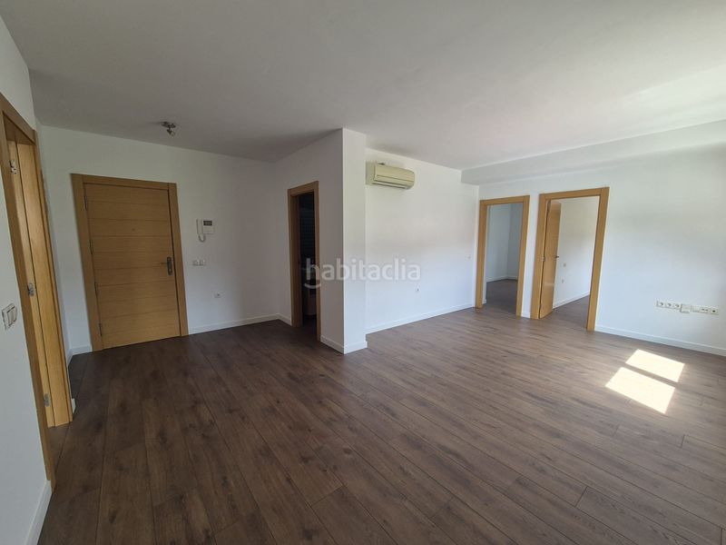 Foto f2561a5c-3b0b-4fa1-b539-759502ac13a8. Pis amb aparcament a Pedreguer