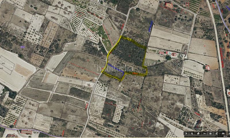 Foto c397c485-afea-4c5e-9e08-dff7d507910d. Terreny residencial a Centro Pedreguer