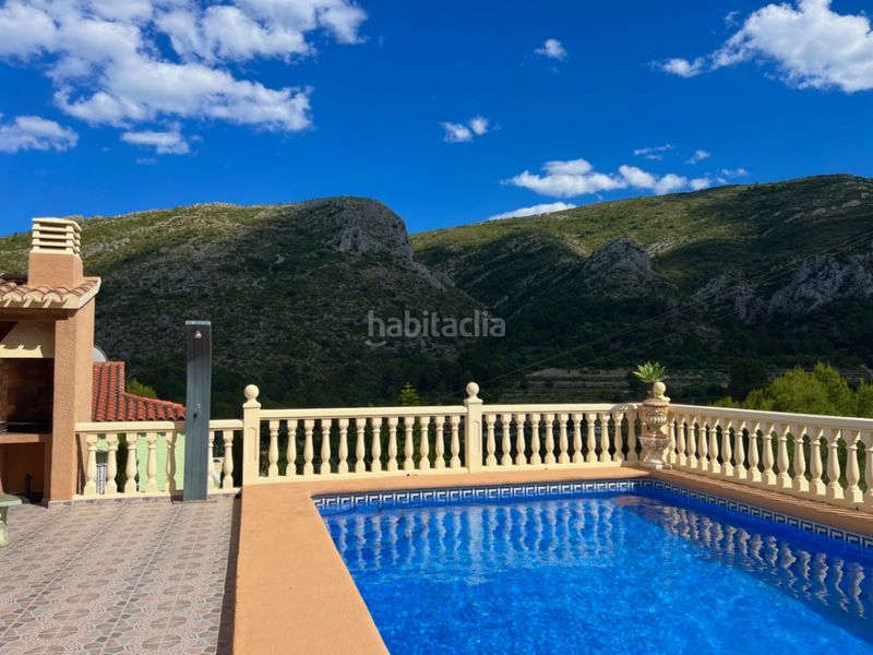 Foto 16bad89e-1b0a-44d8-ab1d-f7fa7d54701d. Xalet amb aparcament piscina a Pedreguer