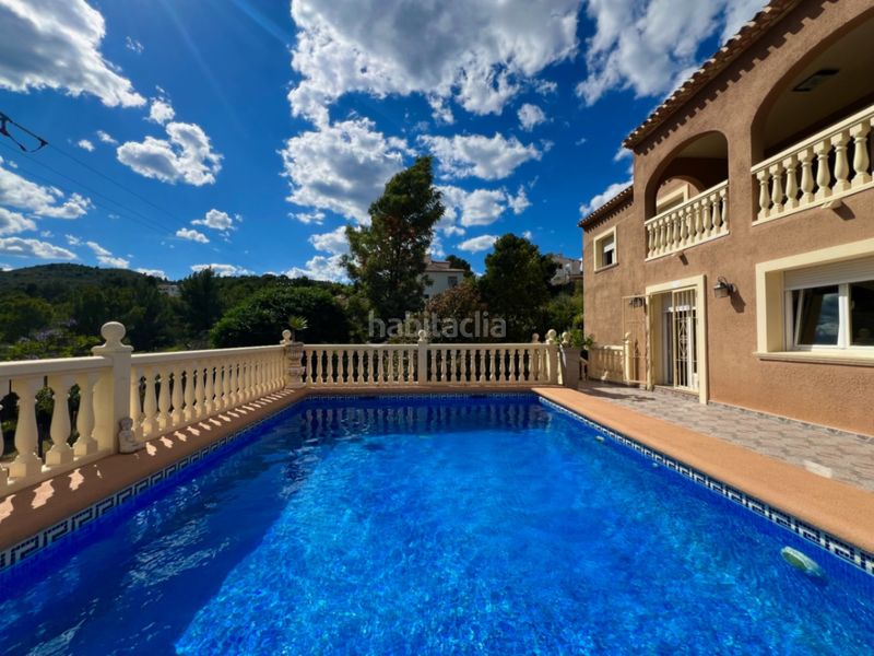 Foto 3bb9a714-07be-4e3e-af3b-e178d116c0e8. Xalet amb aparcament piscina a Pedreguer