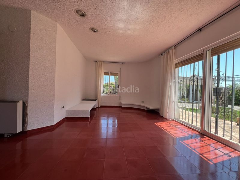 Foto 6a433cd8-f28c-4a48-8923-77ce5cc2ba10. Xalet amb aparcament piscina a Pedreguer