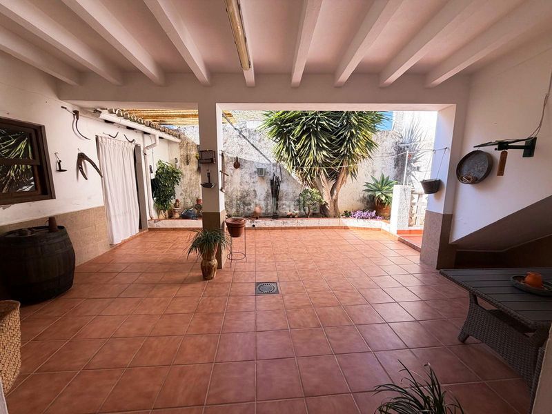 Foto b777874a-f147-46ed-9c0a-2a52887d7723. Casa a Centro Pedreguer