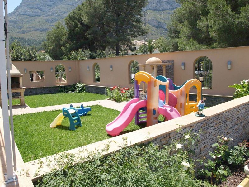 Foto 2d9d9969-e0b3-4648-b5dc-6daeb23fb2d6. Xalet amb calefacció aparcament piscina a El Montgó Dénia