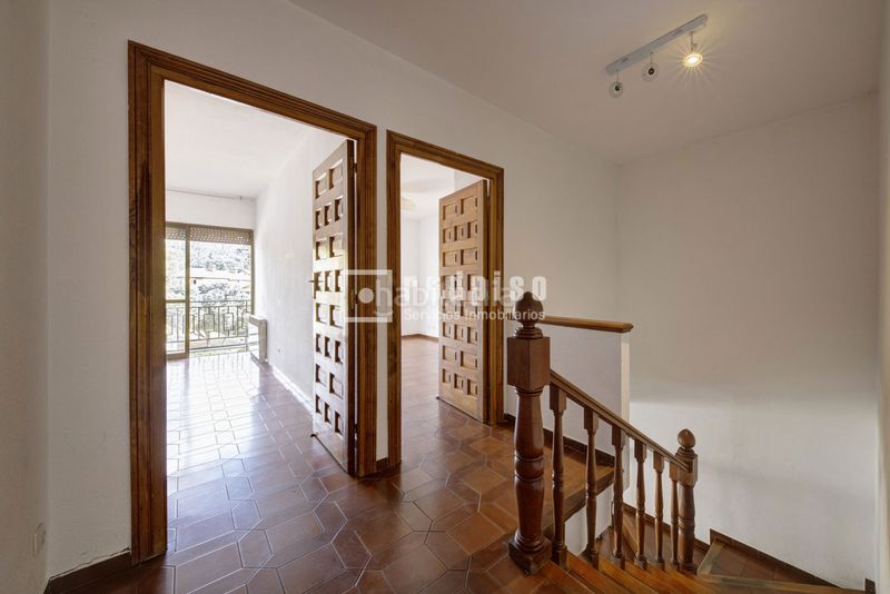 Foto a4679530-a87d-43e2-b13e-21310b67a5b3. Chalet excelente oportunidad para diseñar y personalizar la vivienda de tus sueños en Torrelodones