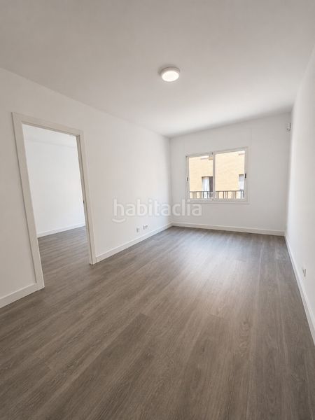 Foto f46ec084-38c8-42bf-9ee2-8cfec58743f5. Flat in El Raval Santa Coloma de Gramenet