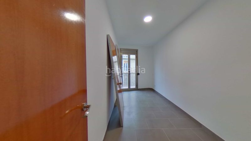 Foto 48dd2b6c-2bd0-42c5-aec2-4f763cdb7344. Pis a El Camp de l´Arpa del Clot Barcelona