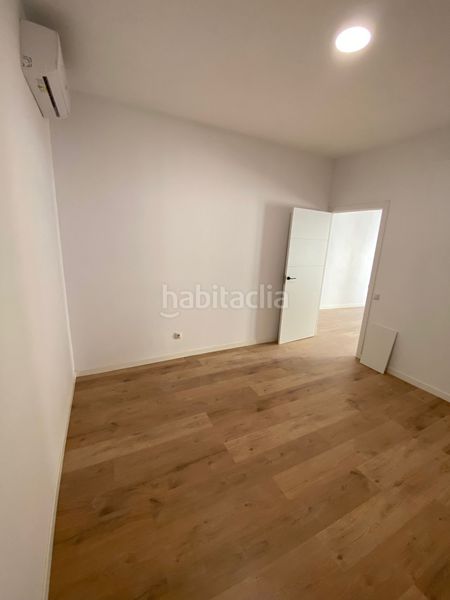 Foto cc6a36ad-b1ad-4993-9c3f-cb92780fac55. Pis a Raval Barcelona