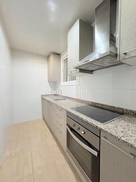 Foto b37f1a7d-12db-49ad-a062-aa94943f5d0e. Appartamento con riscaldamento in Putget - Farró Barcelona