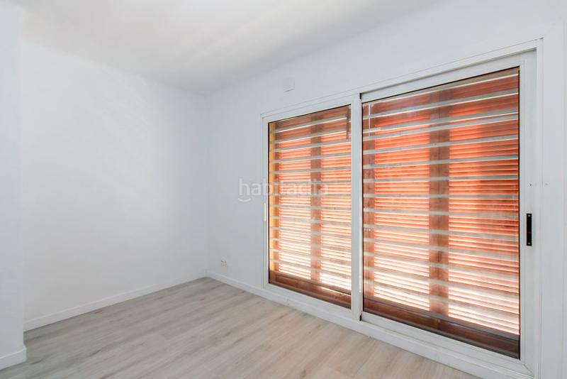 Foto 328e3251-ff90-4ee6-a20f-f003183dd68f. Piccolo appartamento con piscina in Gava Mar Gavà