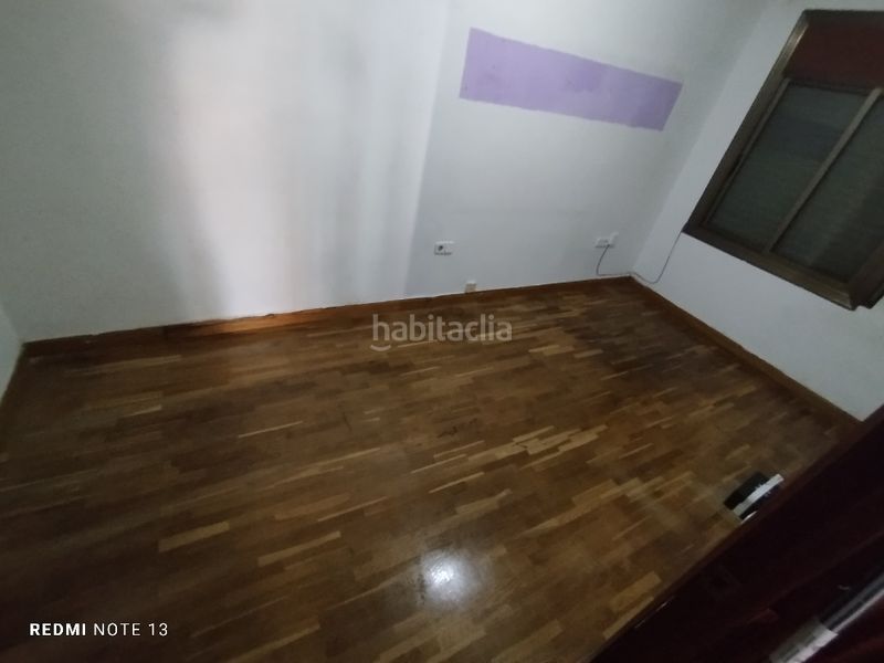 Foto db8ac5dc-7947-4967-8187-54469047294a. Flat in Roquetes Barcelona