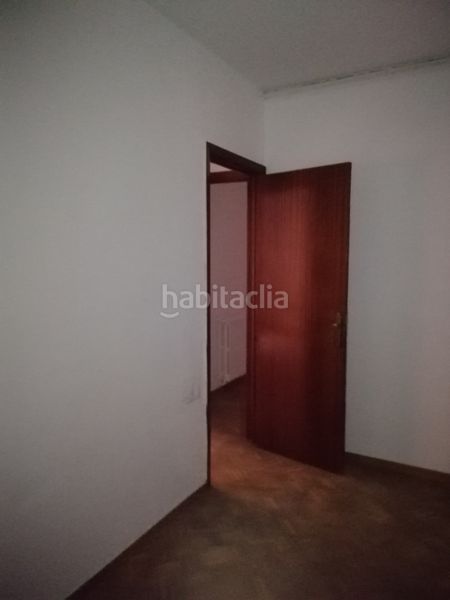 Foto 62c755d5-2857-49cd-a6a9-b56a949587c8. Etagenwohnung in El Camp de l´Arpa del Clot Barcelona