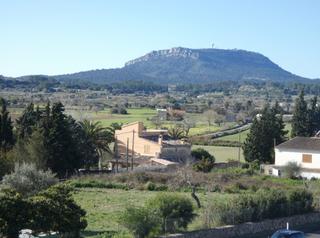 Locale commerciale in Montuïri. Espectacular  inmueble uso ocio/hostelería en venta en montuiri.