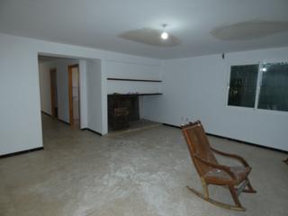Fondo rustico in Ariany. Finca rústica con vivienda y naves agrícolas en ariany.